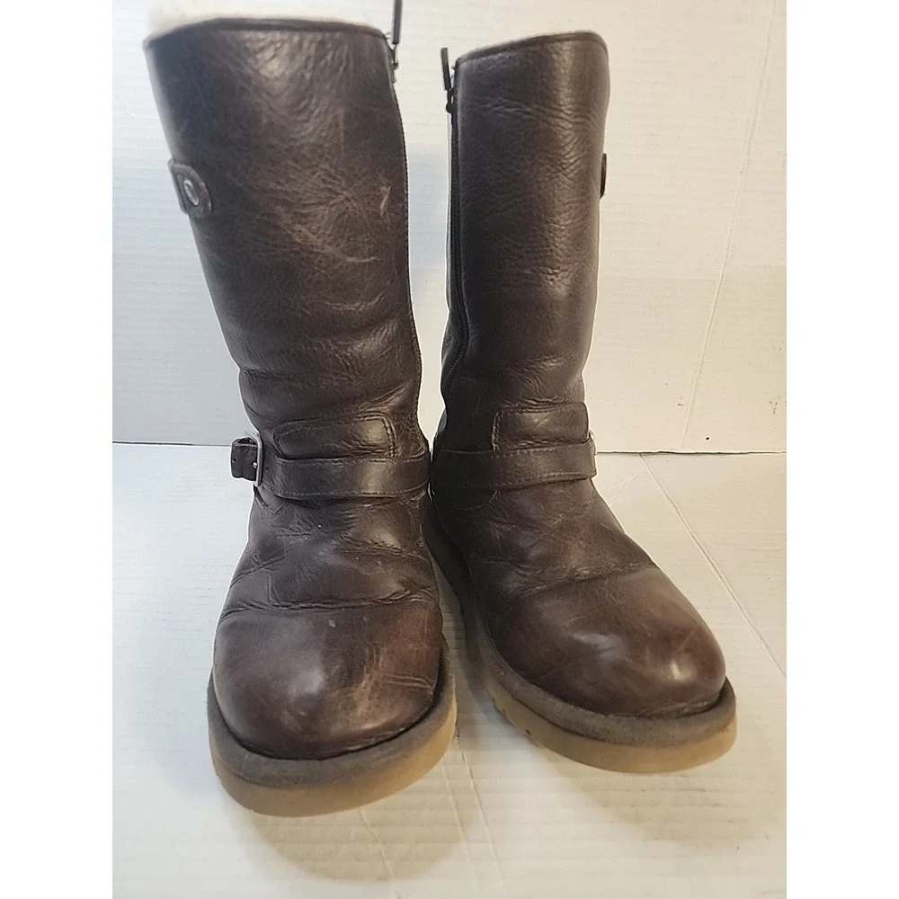 Ugg Kensington Size 4 Brown Distressed Leather‎ 1969 Sheepskin Youth Boot Zipper